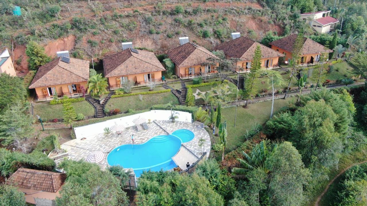 Moramanga Andasibe Cyperus Hotel מראה חיצוני תמונה