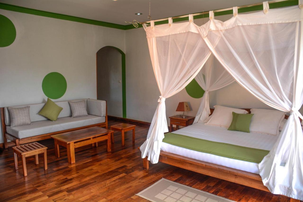 Moramanga Andasibe Cyperus Hotel מראה חיצוני תמונה